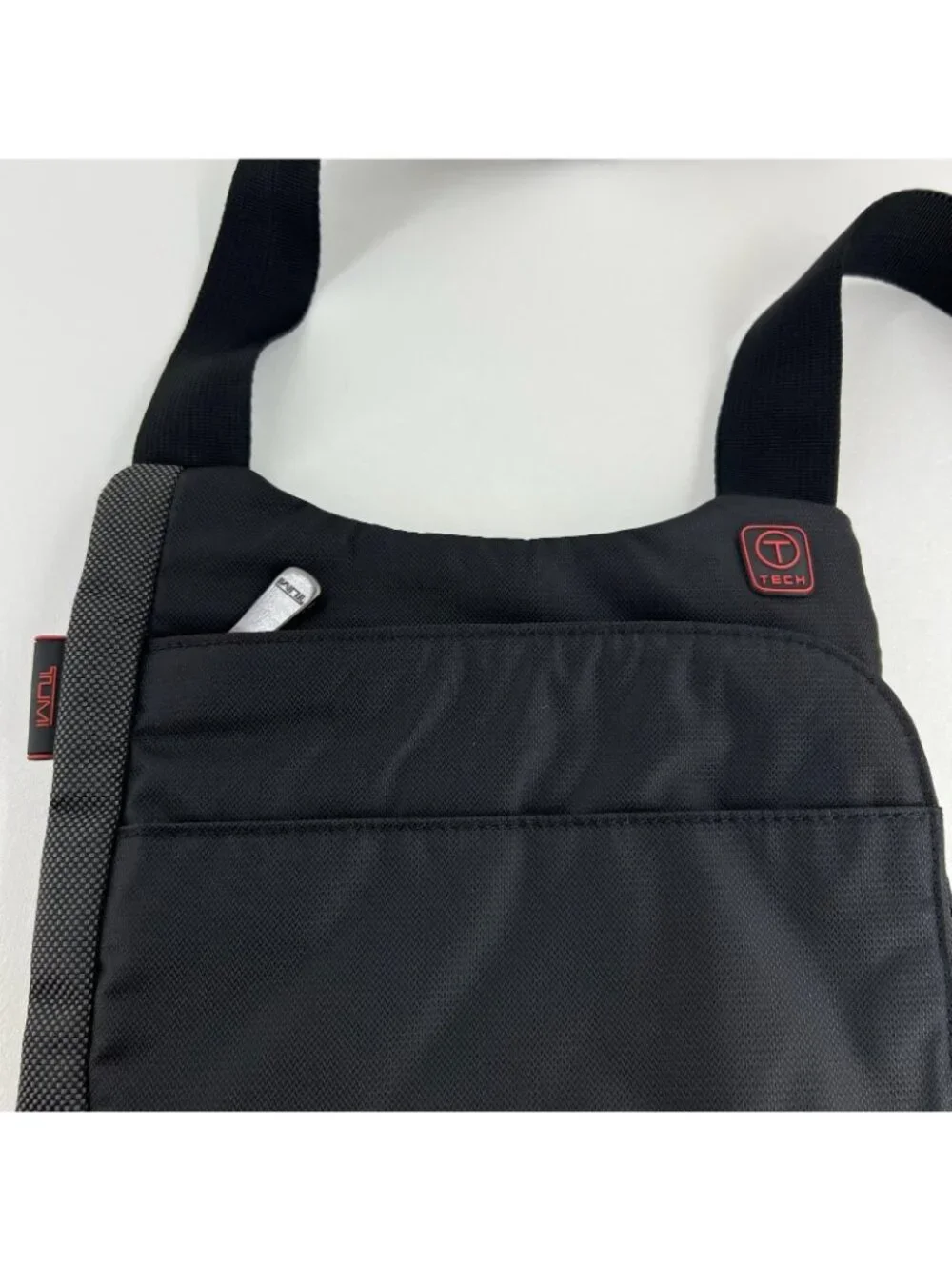 Tumi T-Tech Ballistic Nylon Crossbody Bag M Sling Adjustable Straps 51232D Black